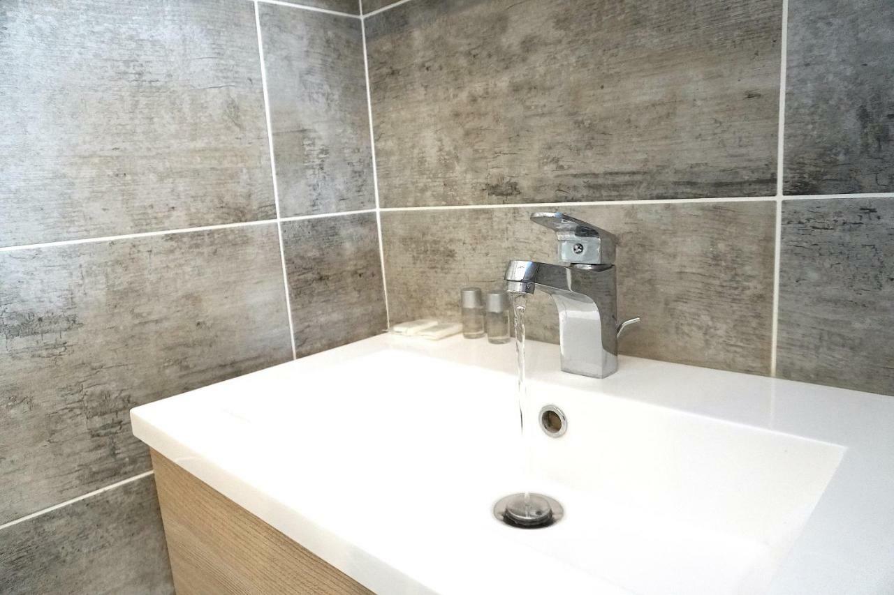 Studio terrasse Montpellier - Parking privé - Proche ligne 1 Extérieur photo